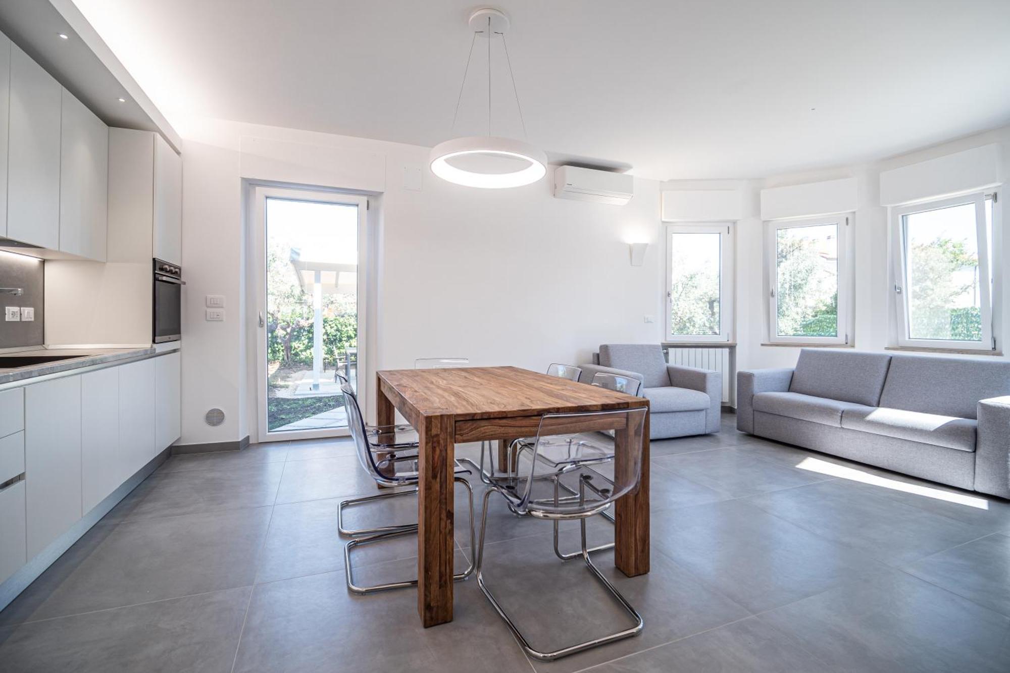 Holiday home Caprie, Dimora Tra Mare E Monti Frisa
