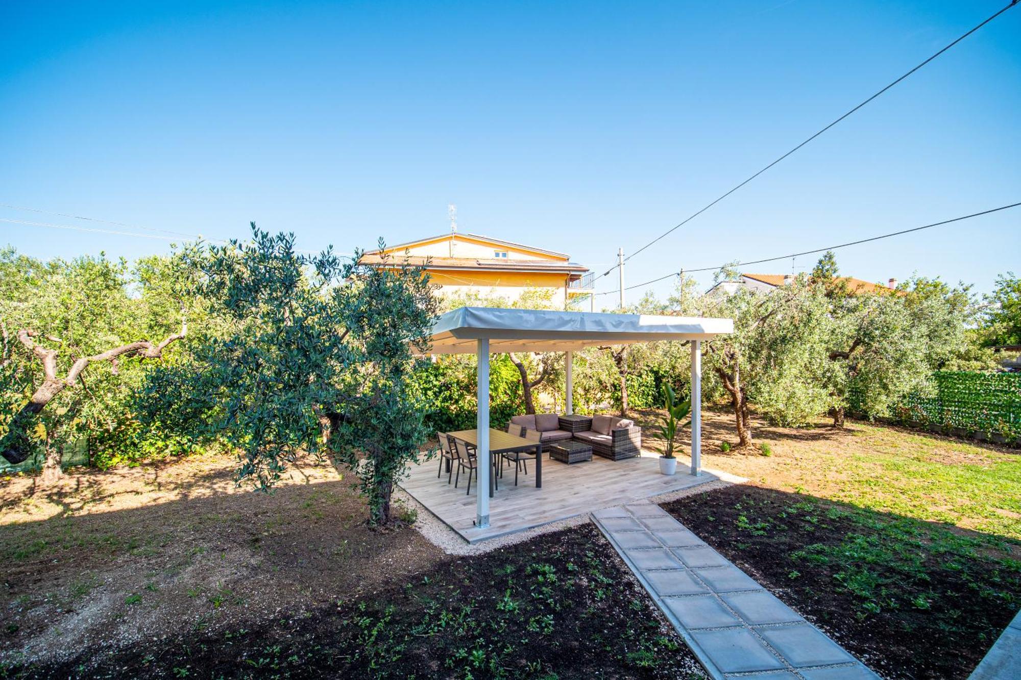 Holiday home Caprie, Dimora Tra Mare E Monti *